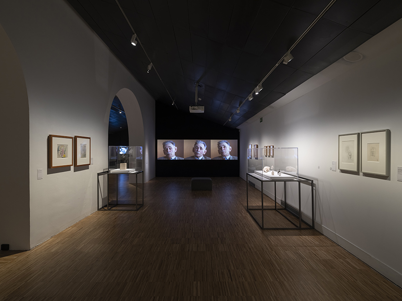 Between Listening and Telling